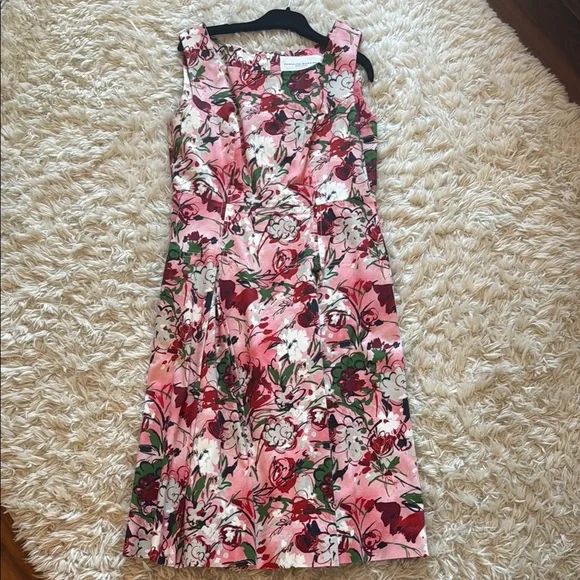 Carolina Herrera | Dresses | Euc Carolina Herrera Pink And Red Floral Aline  Vneck Archive Print Dress | Poshmark